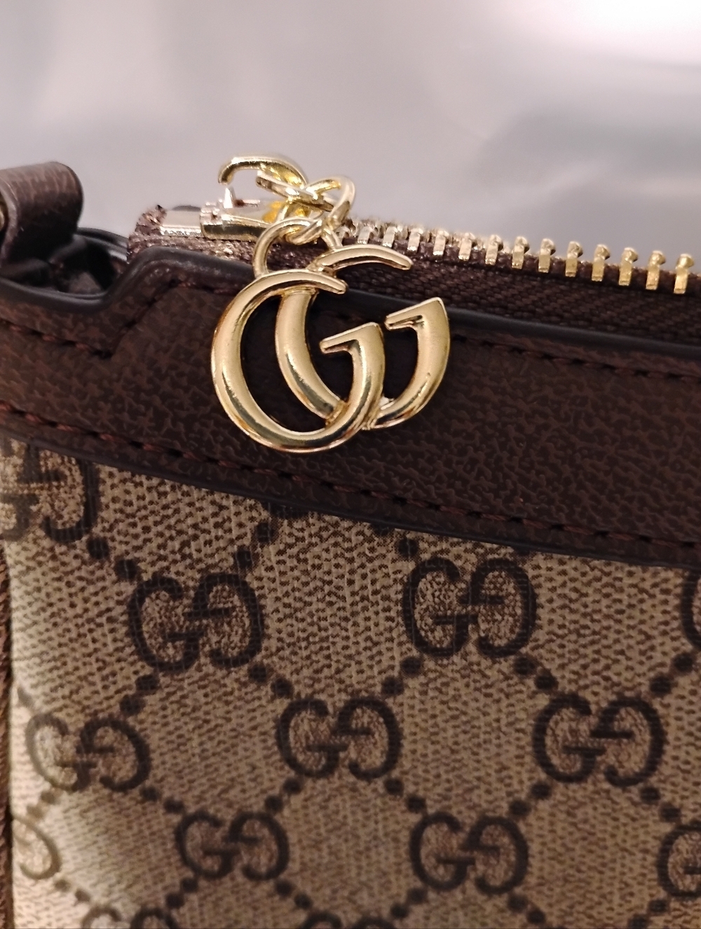 Designer Inspired Crossbody - Picture 7 of 8